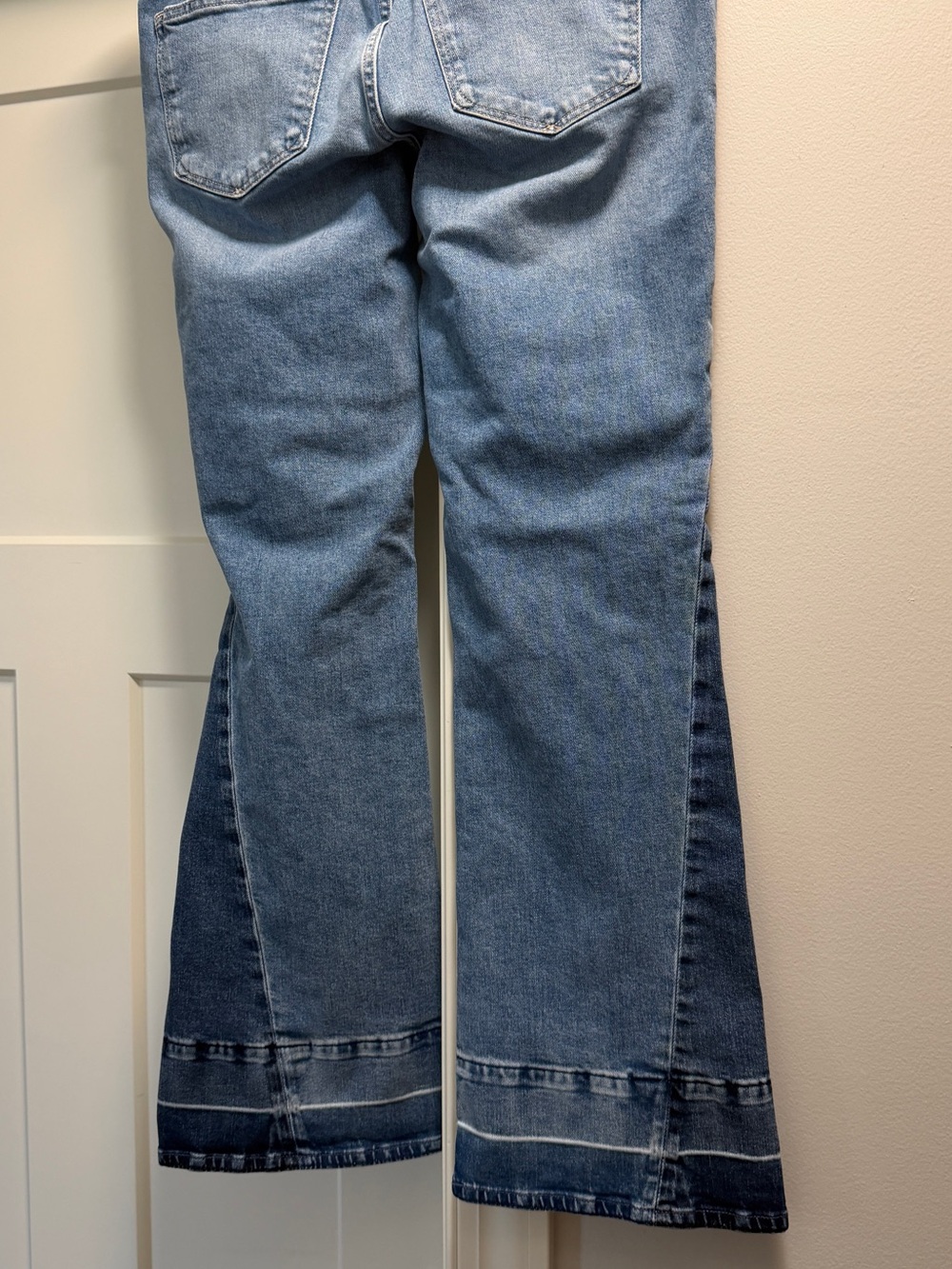 Gap Light Blue Womens Two-Tone Jeans - Picture 2 of 5